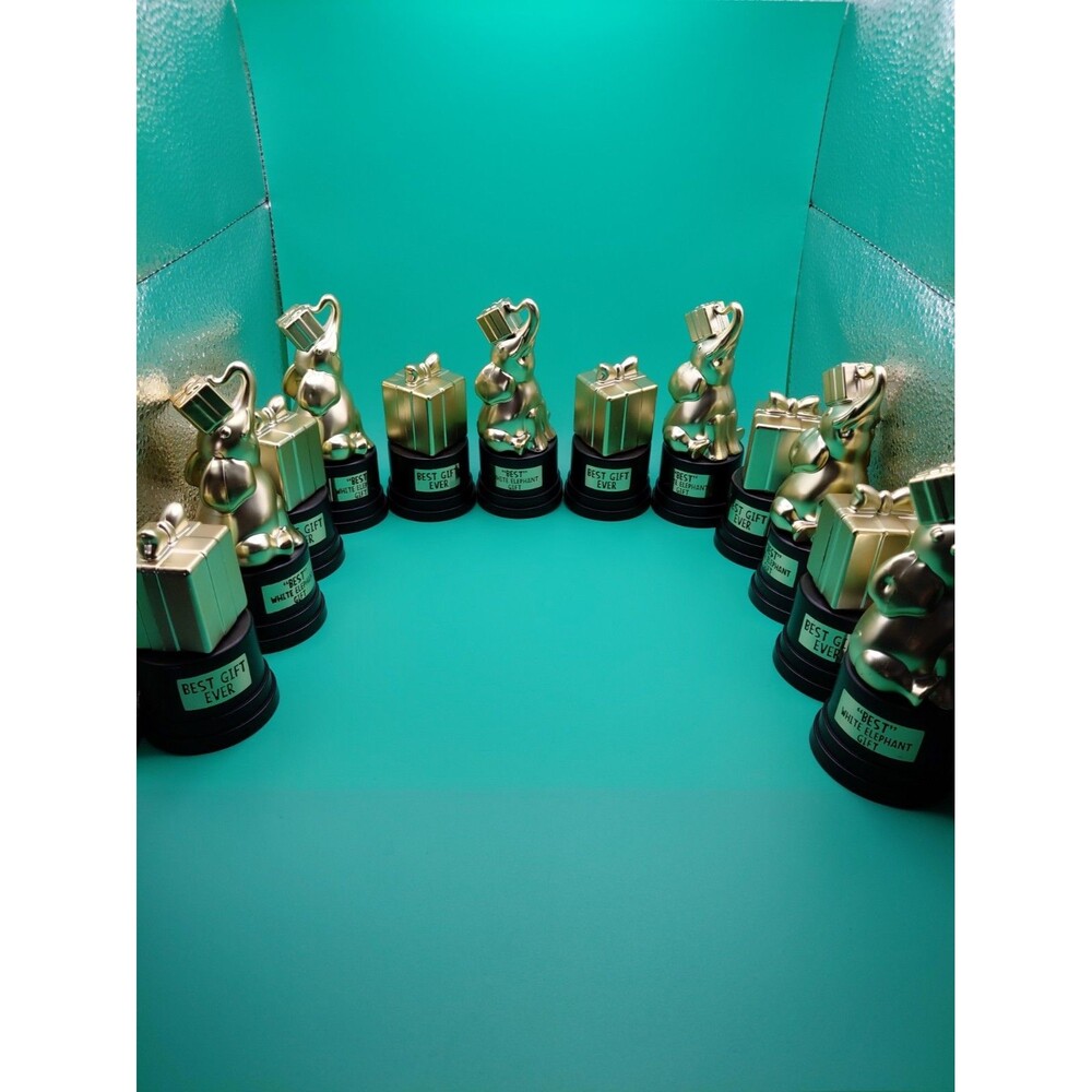 Target Bullseye Playground Christmas Trophy 12pc Set Mini Trophies 4 Inch
